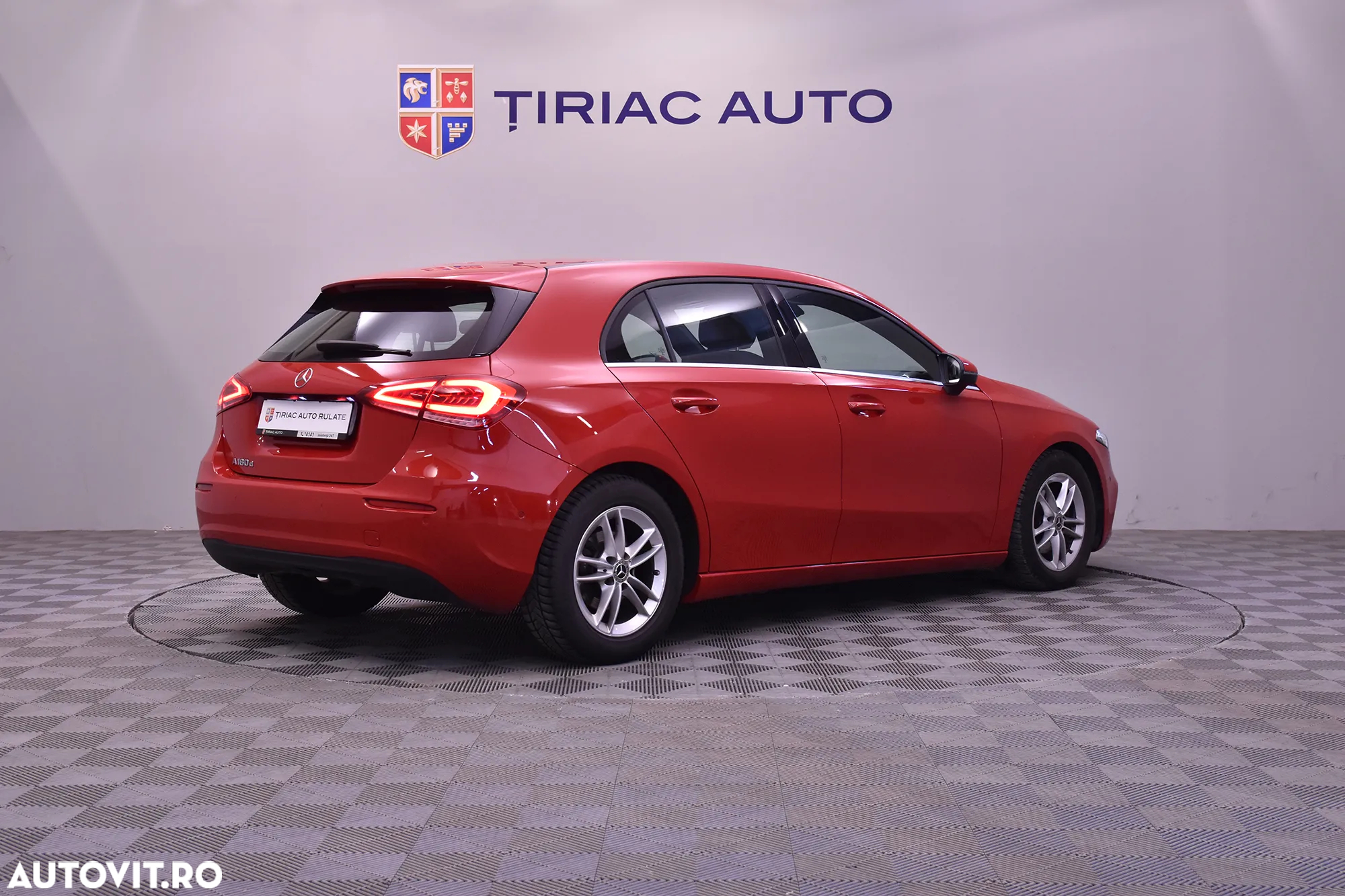 Mercedes-Benz A 180 d 7G-DCT - 5