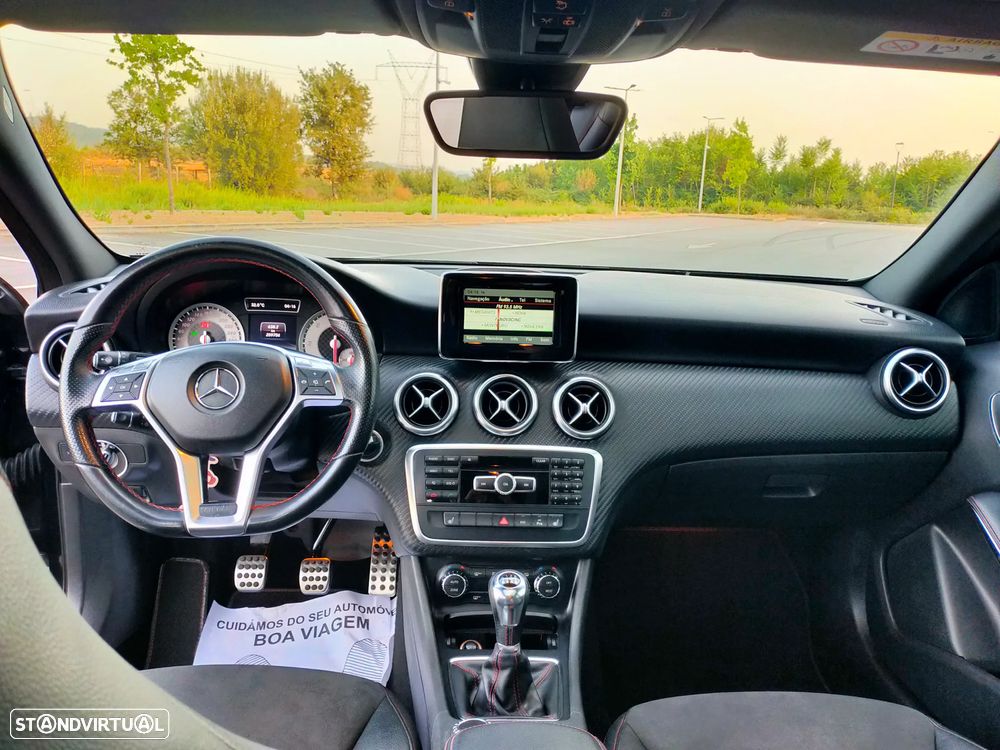 Mercedes-Benz A 200 d AMG Line - 18