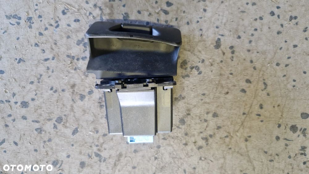 RENAULT LAGUNA II LIFT PRZEŁACZNIK 8200368609 - 2