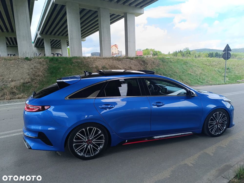 Kia ProCeed 1.6 T-GDI OPF GT - 24