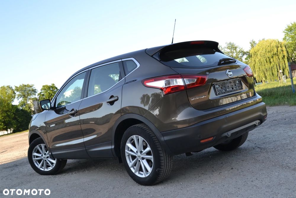 Nissan Qashqai 1.2 DIG-T Tekna EU6 - 4