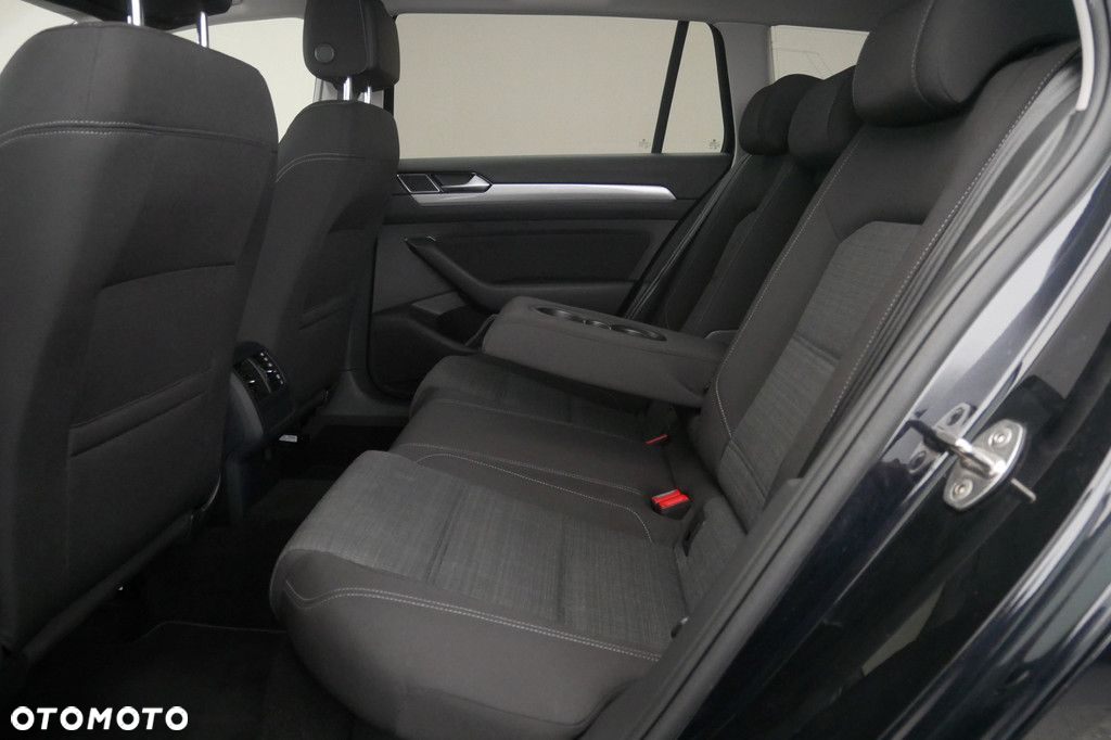 Volkswagen Passat 2.0 TSI Business DSG - 15