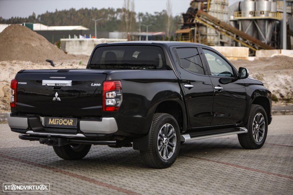Mitsubishi L200 Pick Up 4x4 S&S Auto Cabine Dupla Select - 7