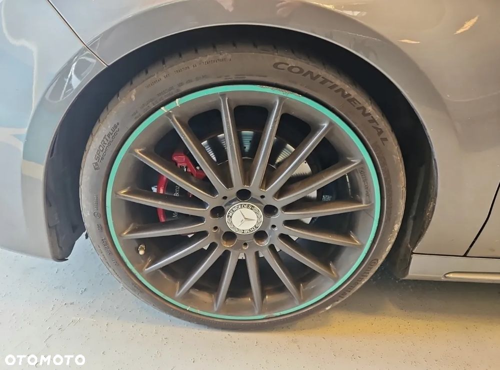 Mercedes-Benz CLA 250 7G-DCT Sport - 7