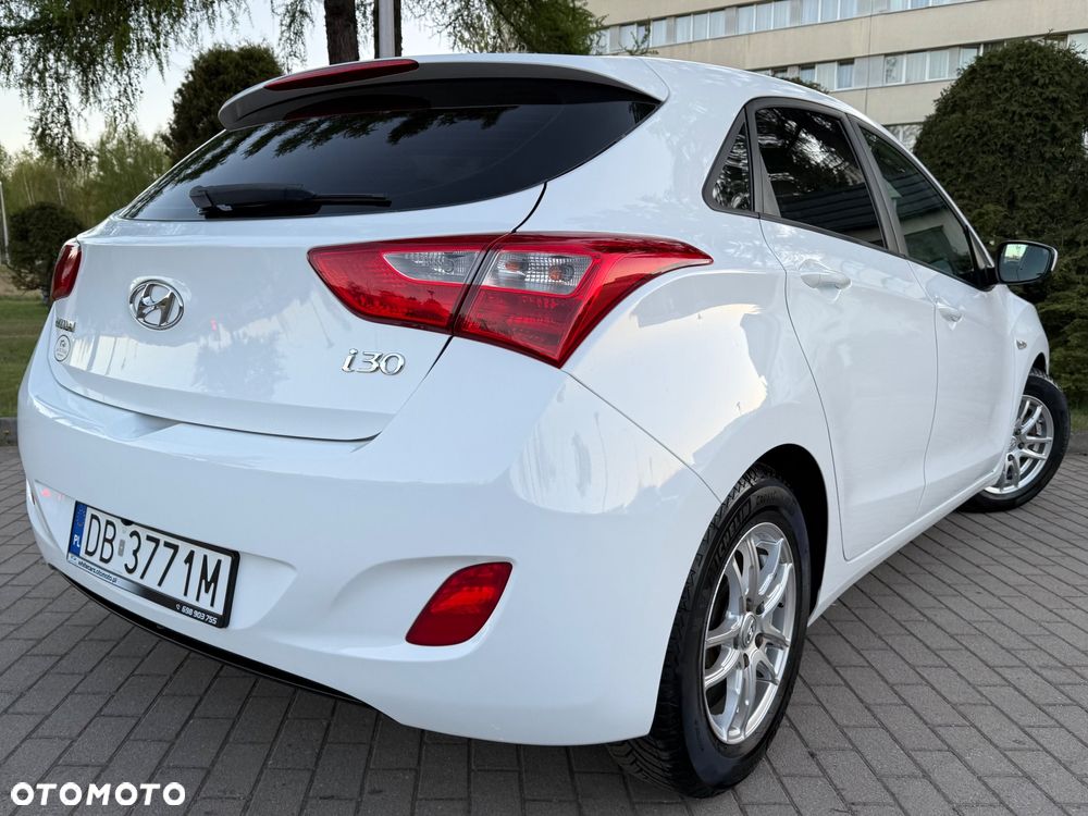 Hyundai i30 blue 1.4 Style - 34