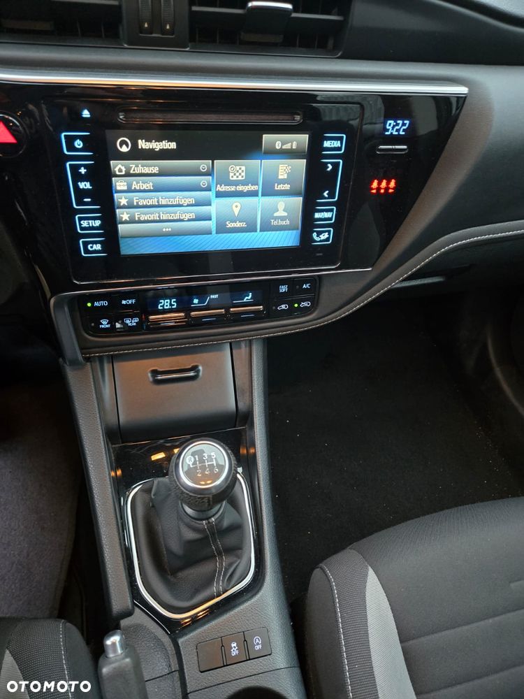 Toyota Auris 1.2 T Premium - 9