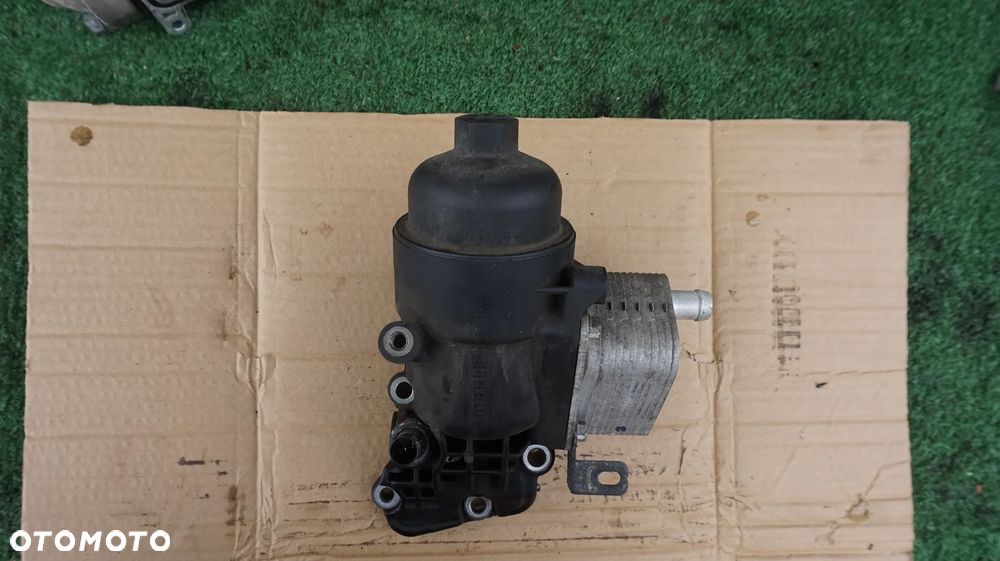 Hyundai IX35 Kia Sportage III 1.7 CRDI podstawa obudowa filtra oleju 26400-2A300 chlodniczka 26410-2A300 - 1