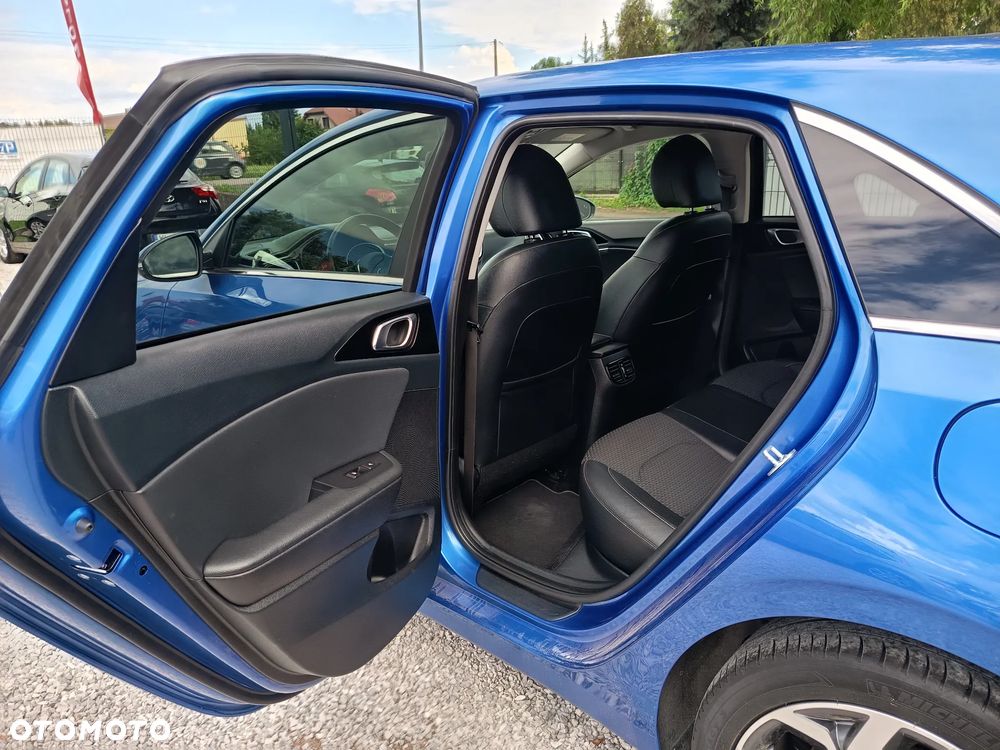 Kia Ceed 1.4 T-GDI DCT OPF Spirit - 36