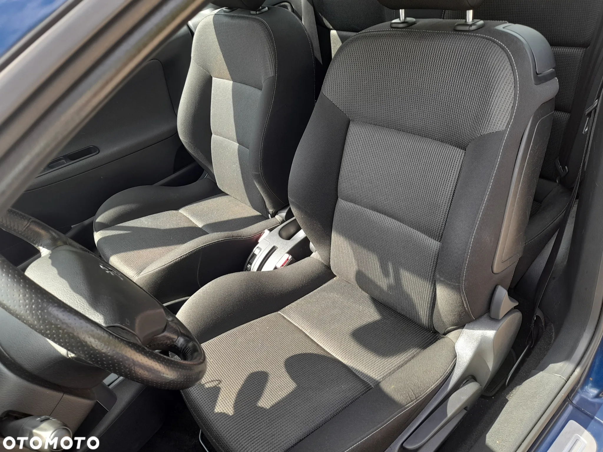 Peugeot 207 CC 120 VTi Active - 12