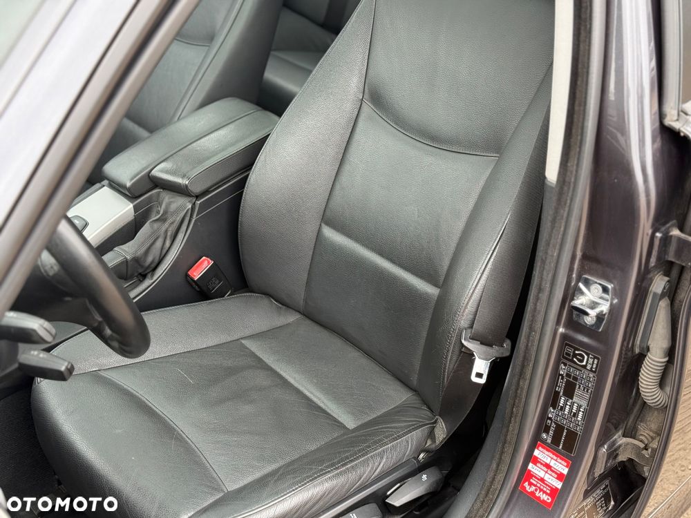 BMW Seria 3 320d DPF - 33