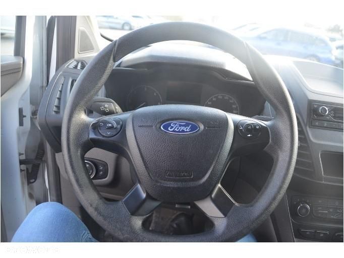 Ford Transit Connect - 8