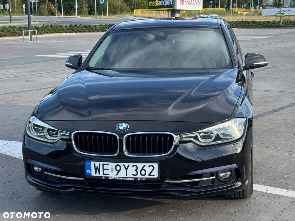 BMW Seria 3 330i xDrive Sport Line Sport - 18