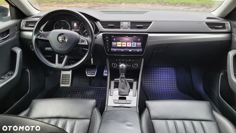 Skoda Superb 2.0 TDI DSG Premium Edition - 15