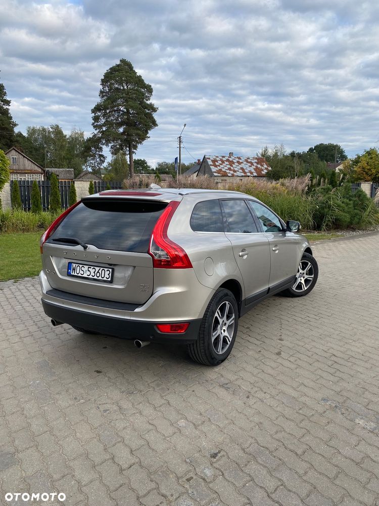 Volvo XC 60 - 4