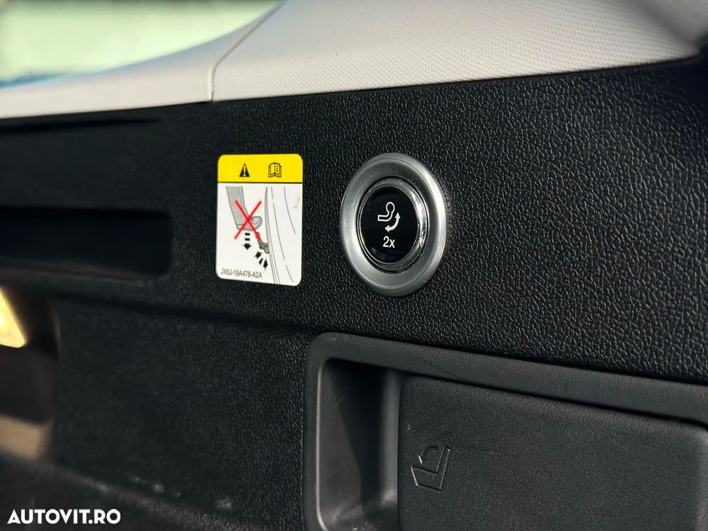 Ford Focus 1.5 EcoBlue Start-Stopp-System Aut. TITANIUM DESIGN - 20