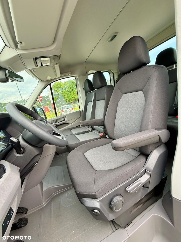 Volkswagen Crafter - 13