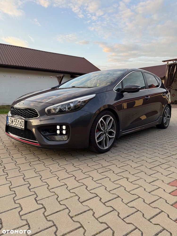 Kia Ceed 1.6 T-GDI GT - 6