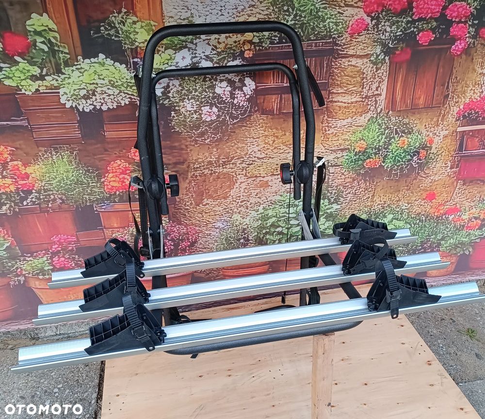 Bagażnik rowerowy na klapę Stand UP 3 - 1