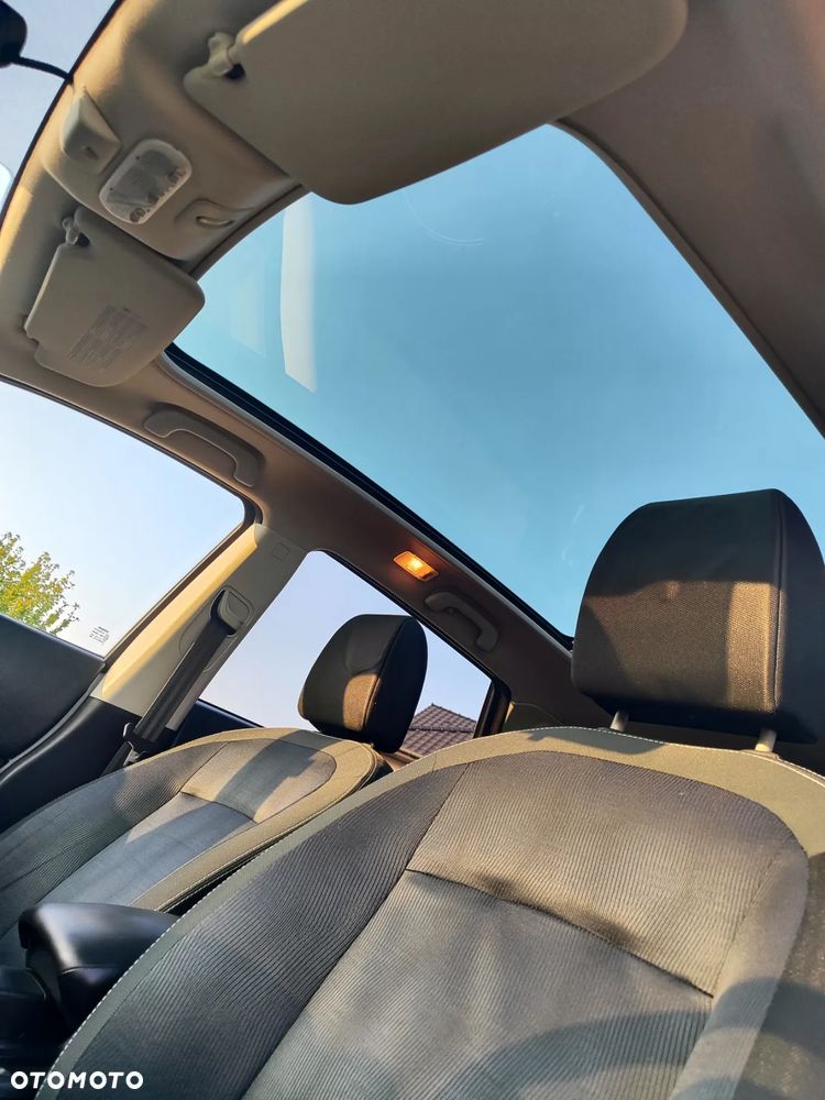 Nissan Qashqai+2 2.0 Acenta - 5