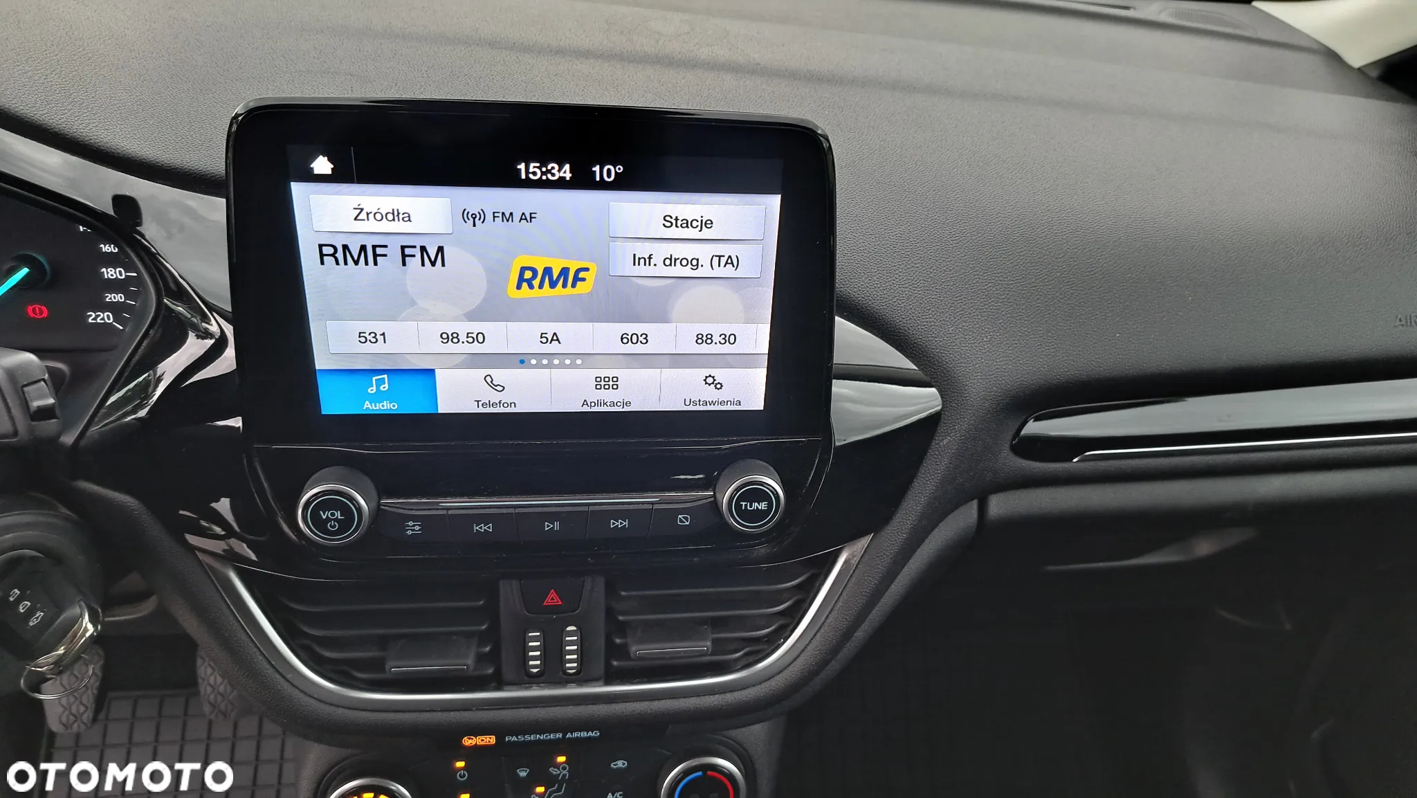 Ford Fiesta 1.1 S&S COOL&CONNECT - 9