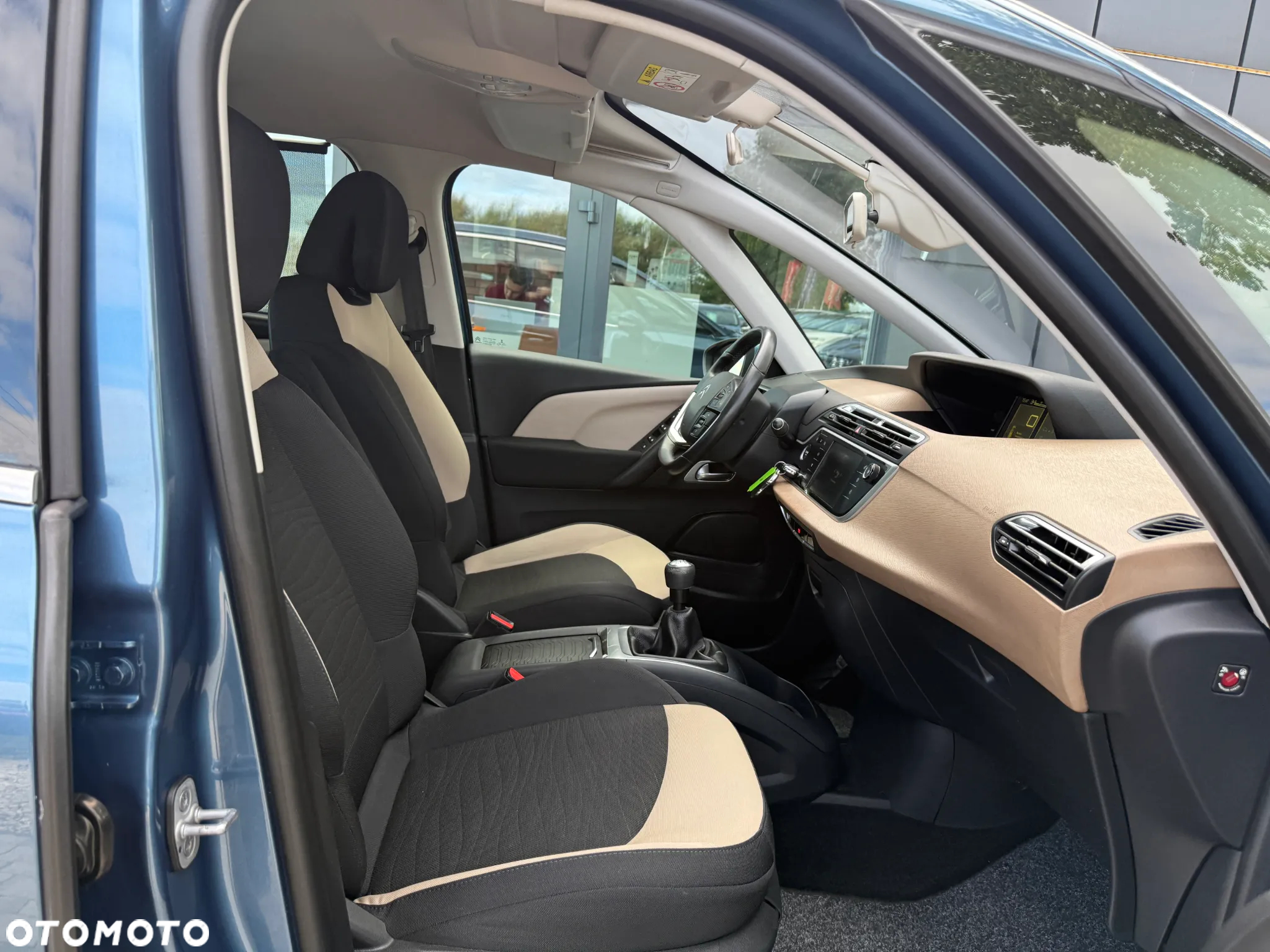 Citroën C4 Picasso 1.6 HDi Attraction - 23