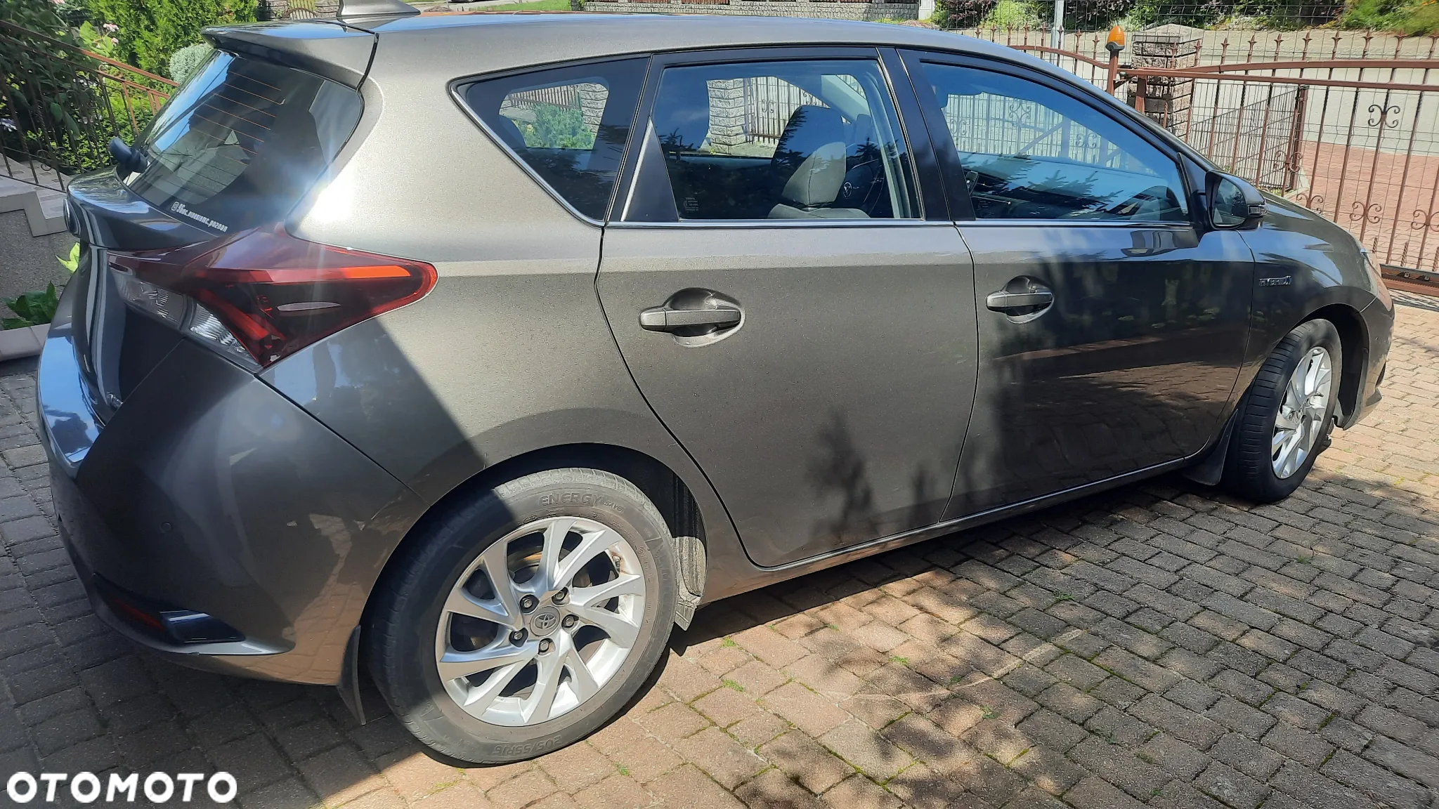 Toyota Auris - 4