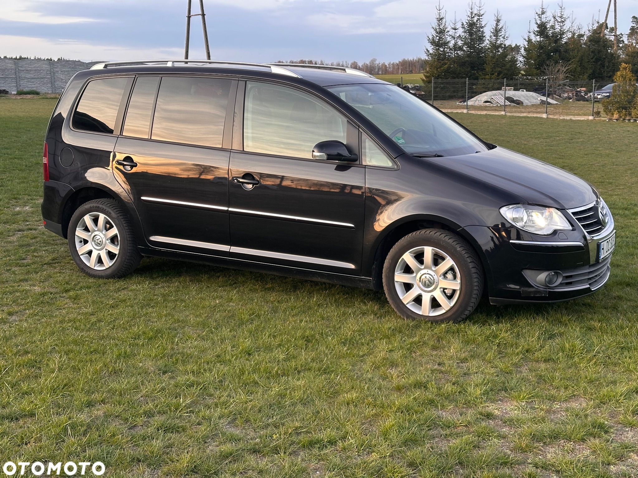 Volkswagen Touran 1.4 TSI Highline Perfectline DSG - 5