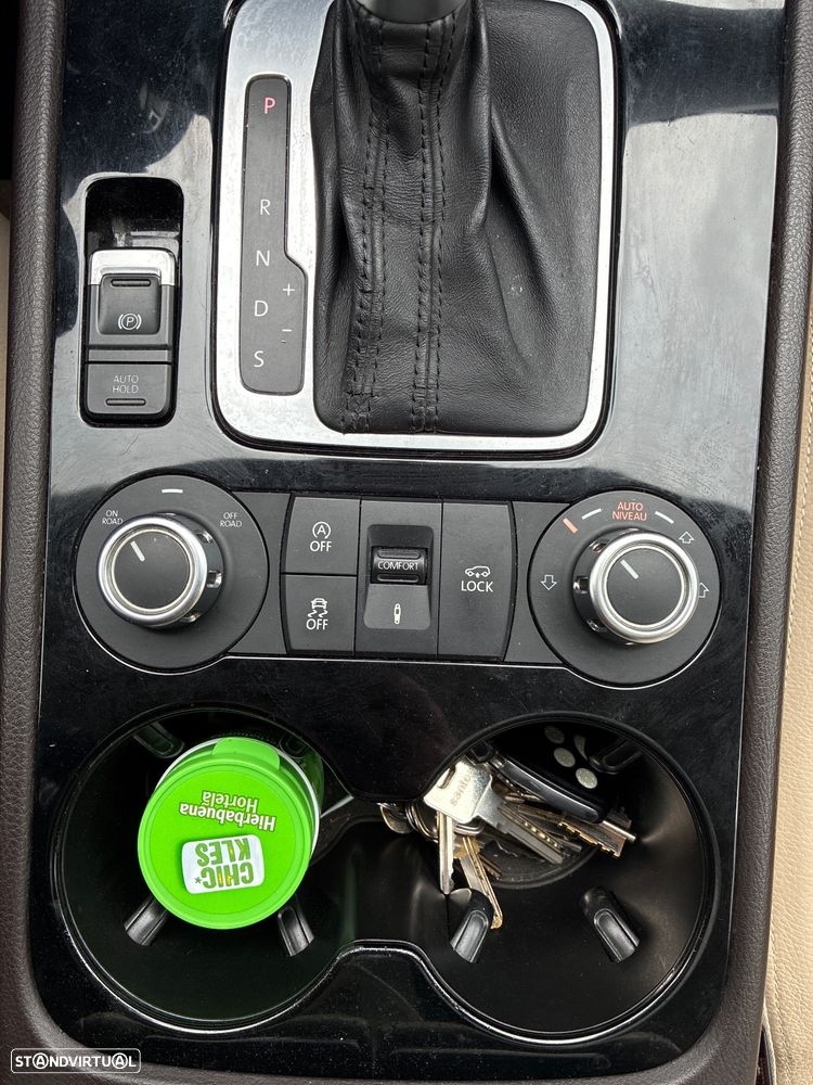 VW Touareg 3.0 TDI V6 Tiptronic - 8