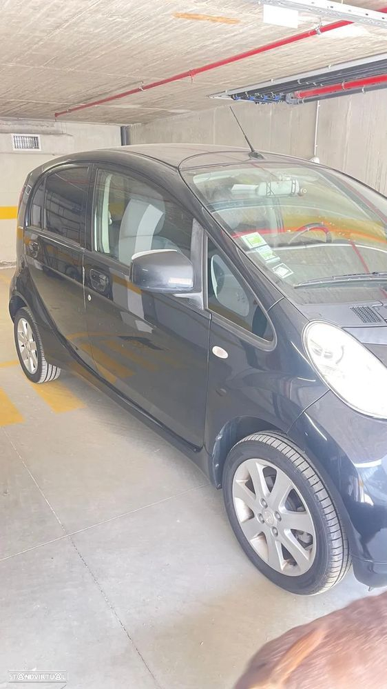 Peugeot iOn Active - 6