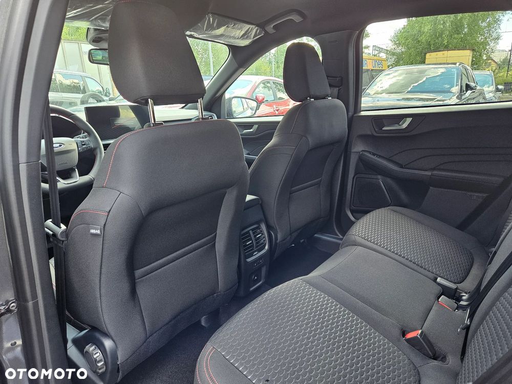 Ford Kuga 1.5 EcoBoost FWD ST-Line - 17