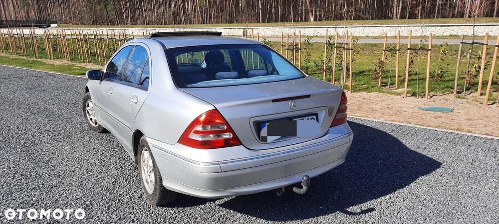 Mercedes-Benz Klasa C 200 T Kompressor Avantgarde - 3