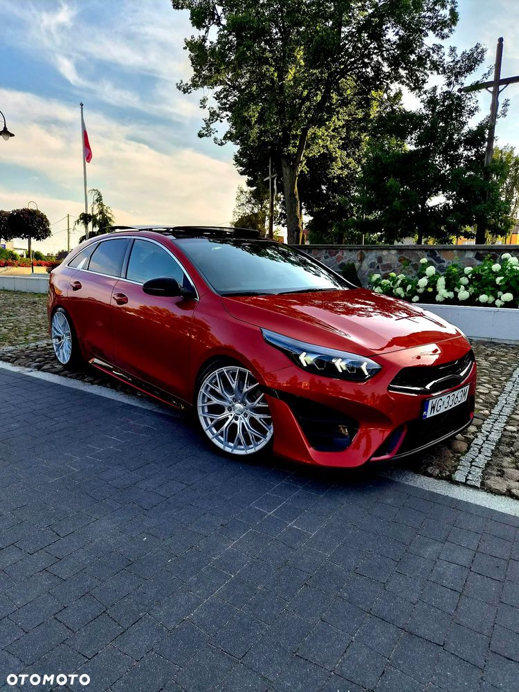Kia ProCeed 1.6 T-GDI DCT7 OPF GT - 15