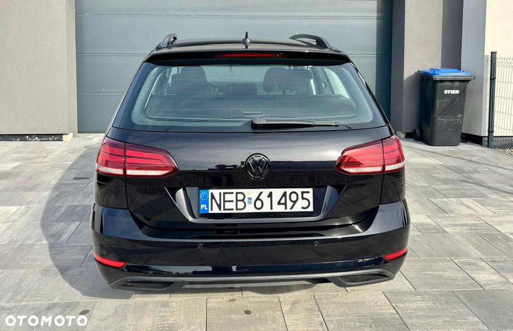 Volkswagen Golf 1.6 TDI SCR DSG Comfortline - 8