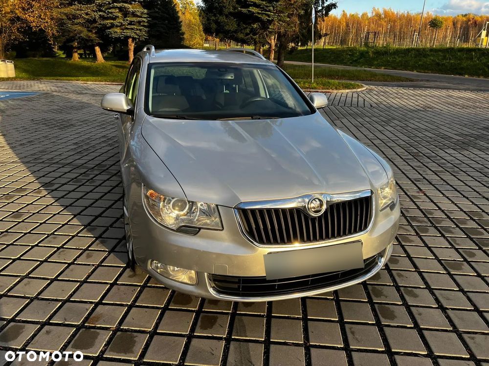 Skoda Superb 2.0 TDI Ambition - 2