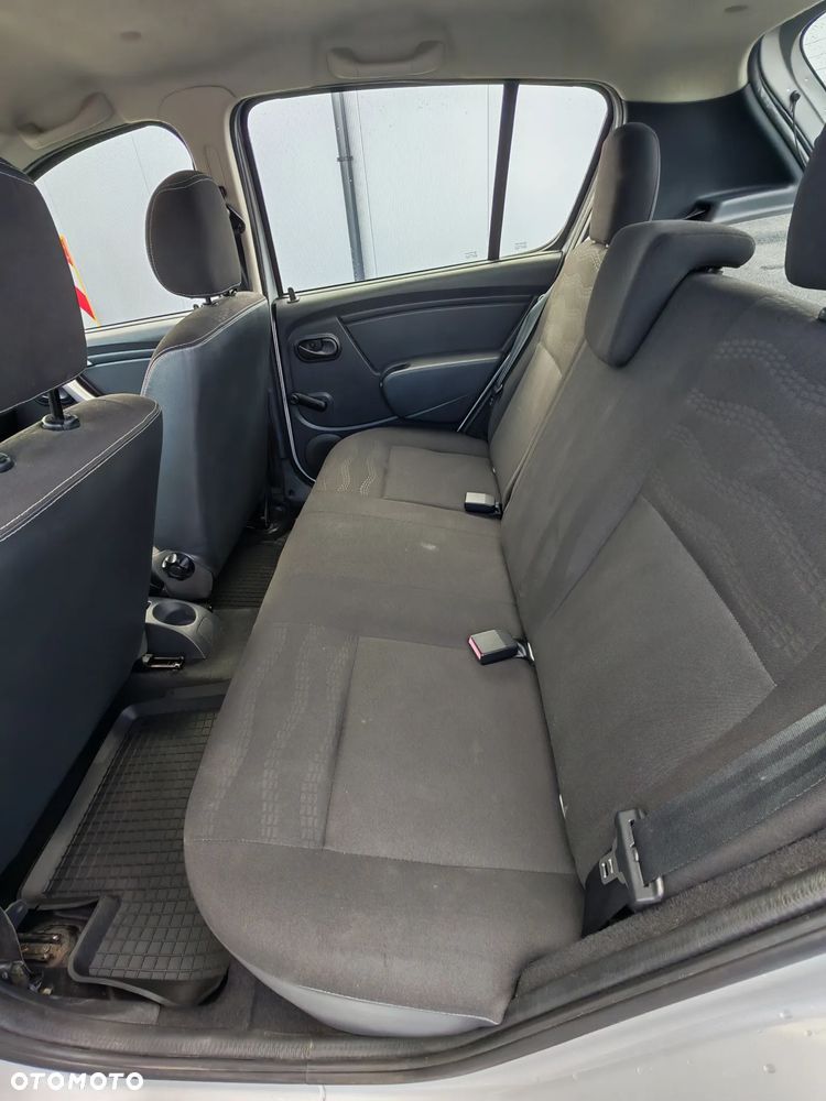 Dacia Sandero Stepway2 1.6 - 4