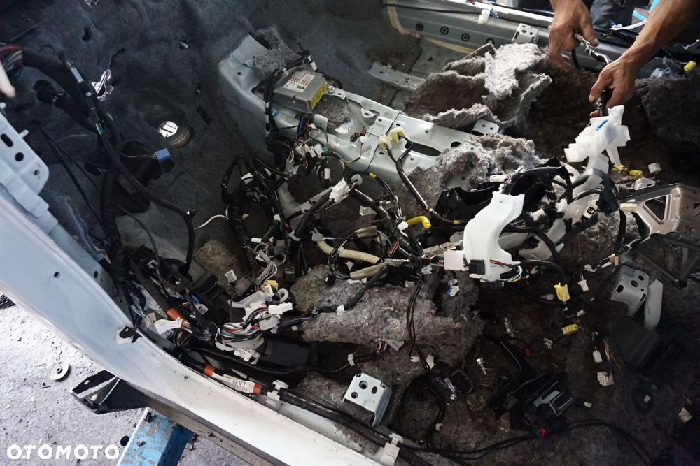 WIĄZKA ELEKTRYCZNA KABINY WNĘTRZA YARIS CROSS 82161-0DV62 TOYOTA 2020- - 1