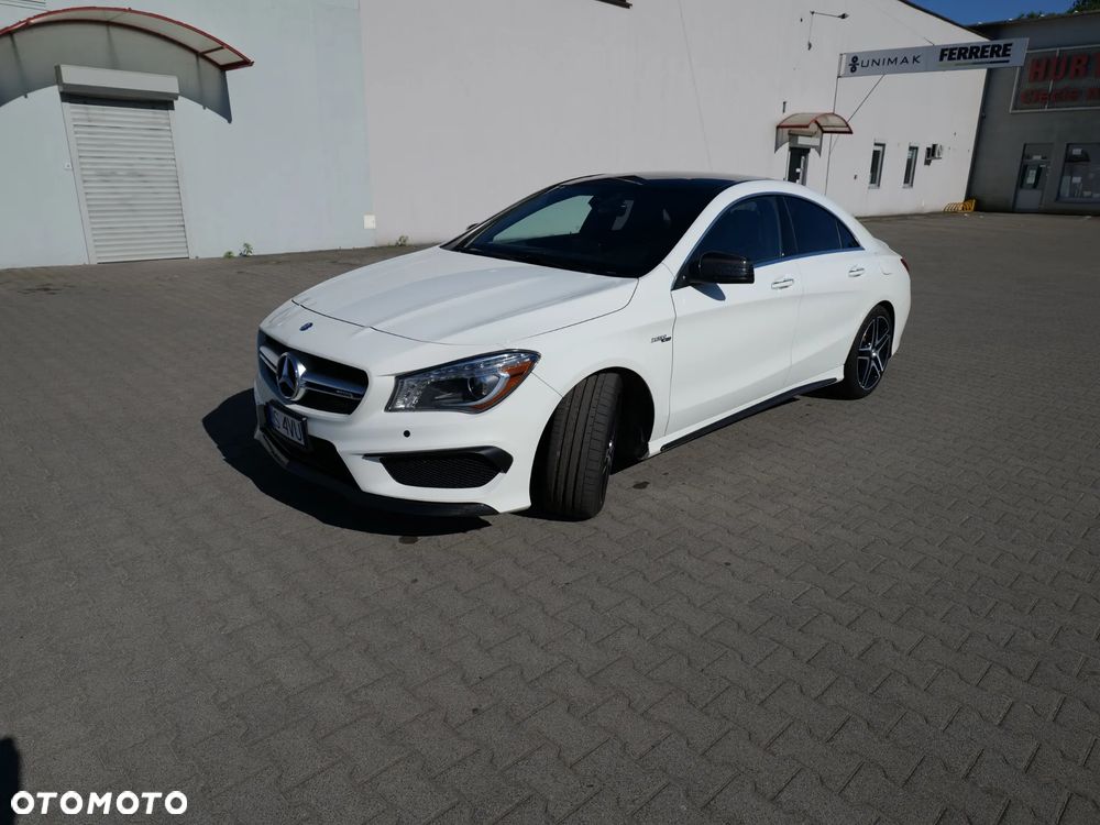 Mercedes-Benz CLA 45 AMG 4-Matic - 3