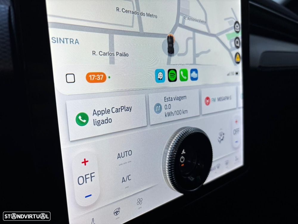 Ford Mustang Mach-E - 24