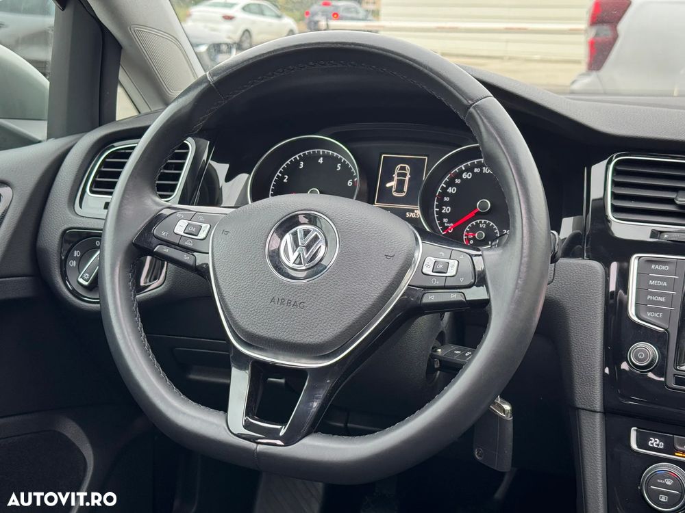 Volkswagen Golf 1.4 TSI Highline - 14