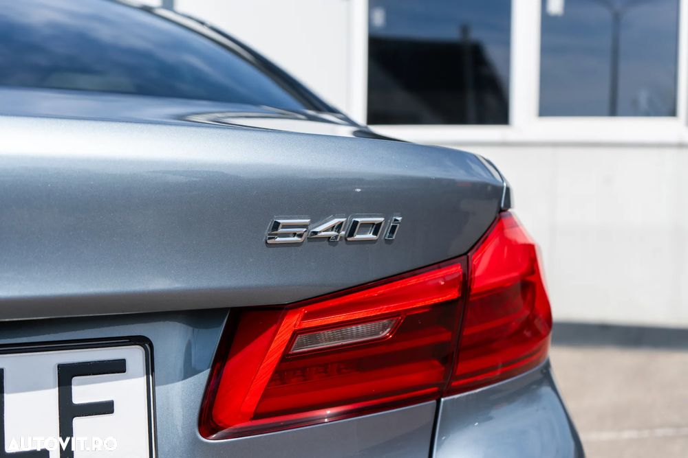BMW Seria 5 540i xDrive AT - 9