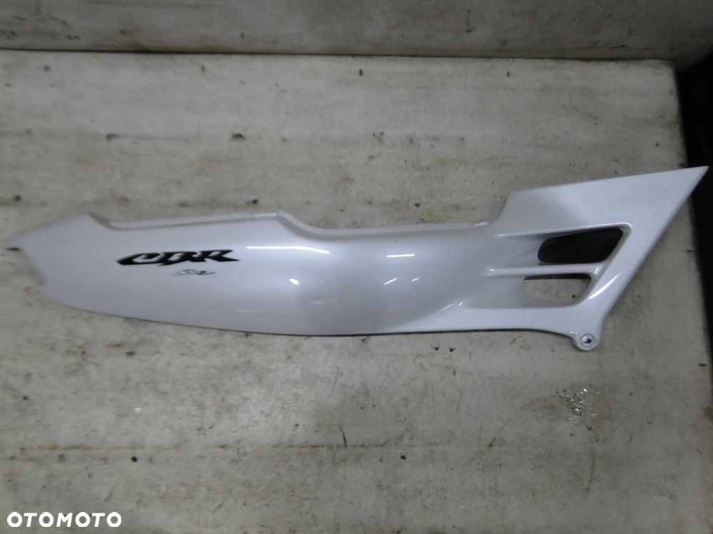 HONDA CBR 600F F3 OSŁONA OBUDOWA OWIEKWA BOCZNA PRAWA TYŁ TYLNA EUROPA - 1