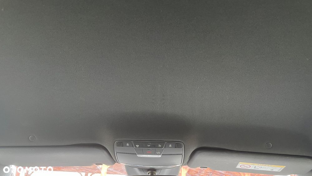 Mercedes-Benz Klasa E 300 d 9G-TRONIC - 25