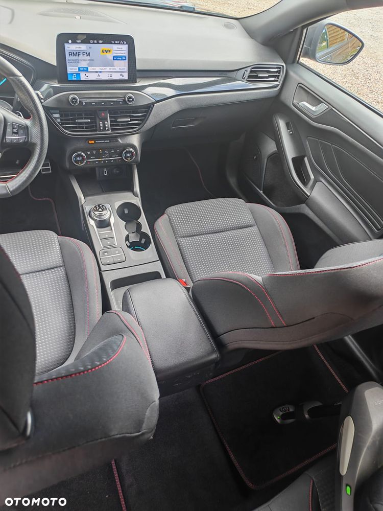 Ford Focus 1.0 EcoBoost ST-Line ASS PowerShift - 19