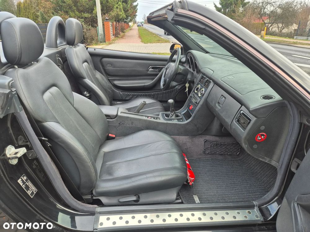 Mercedes-Benz SLK - 12