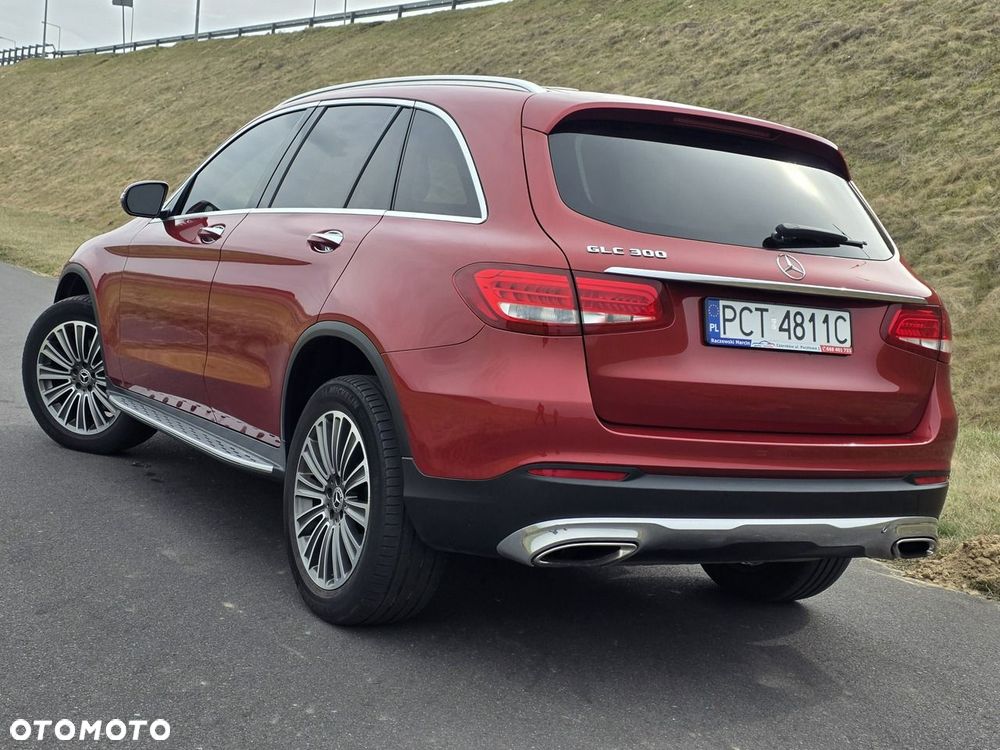 Mercedes-Benz GLC - 25