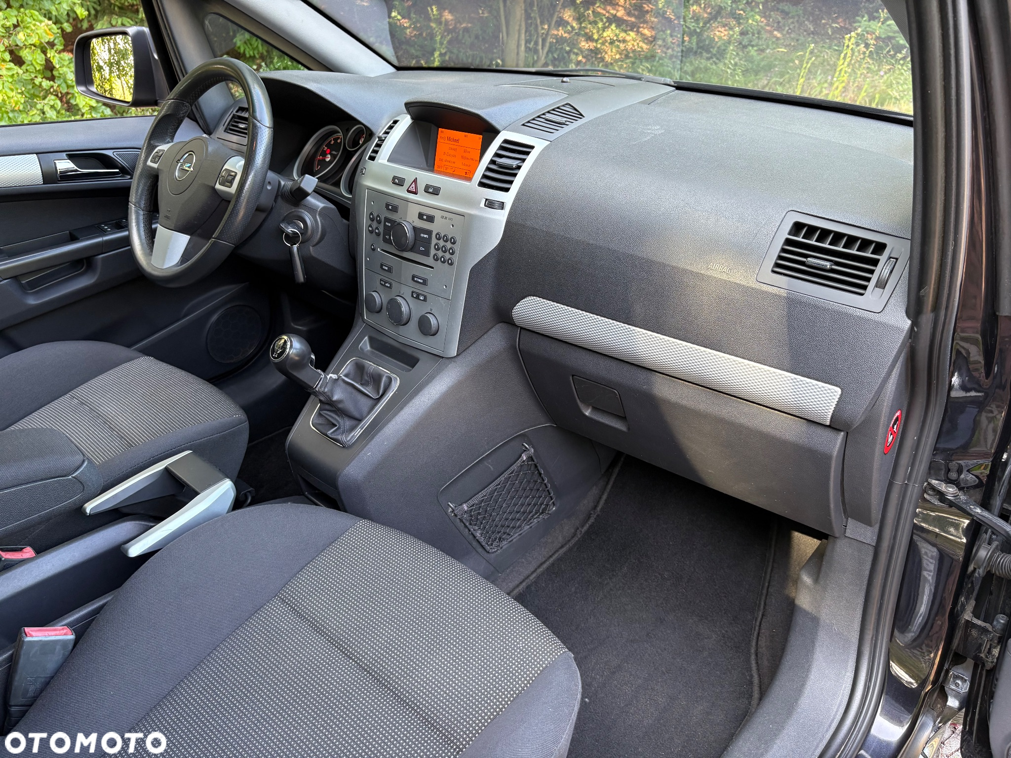 Opel Zafira 1.8 Design Edition - 21