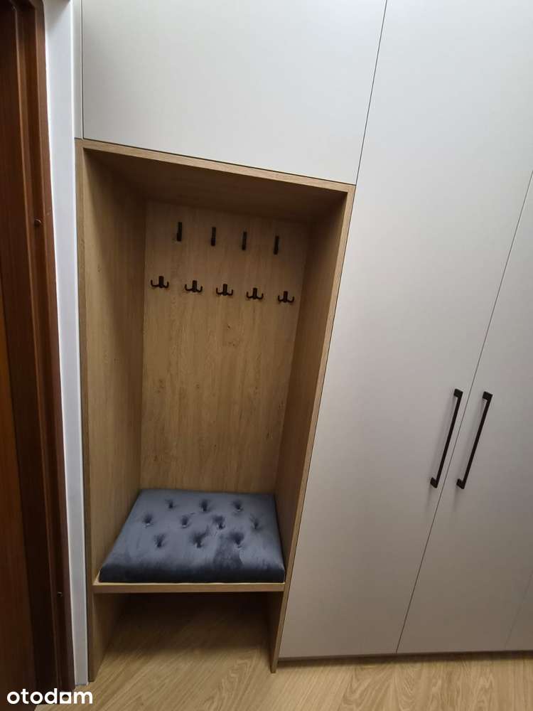 PO REMONCIE , Mieszkanie w kamienicy w Śródmieściu