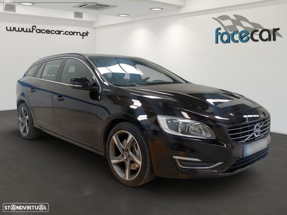 Volvo V60 2.4 D6 Momentum AWD Phev - 2