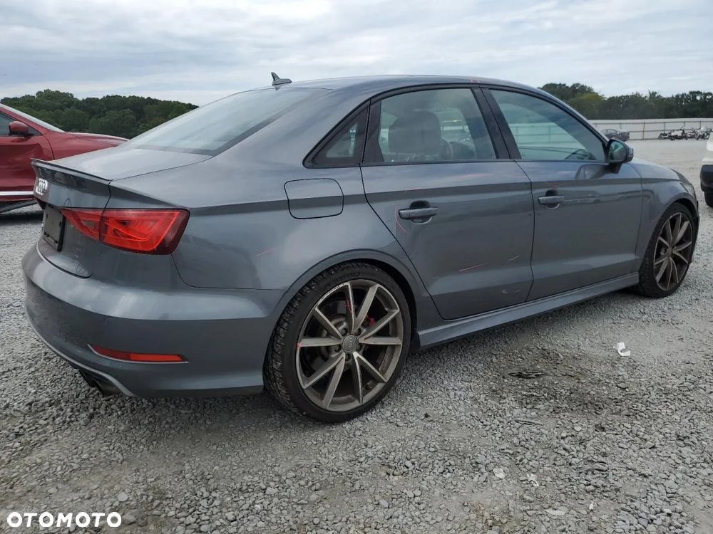 Audi S3 S tronic - 5