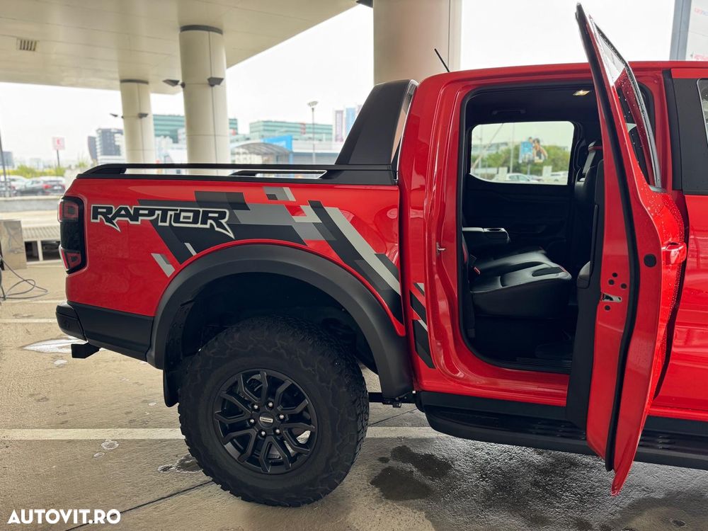 Ford Raptor - 13